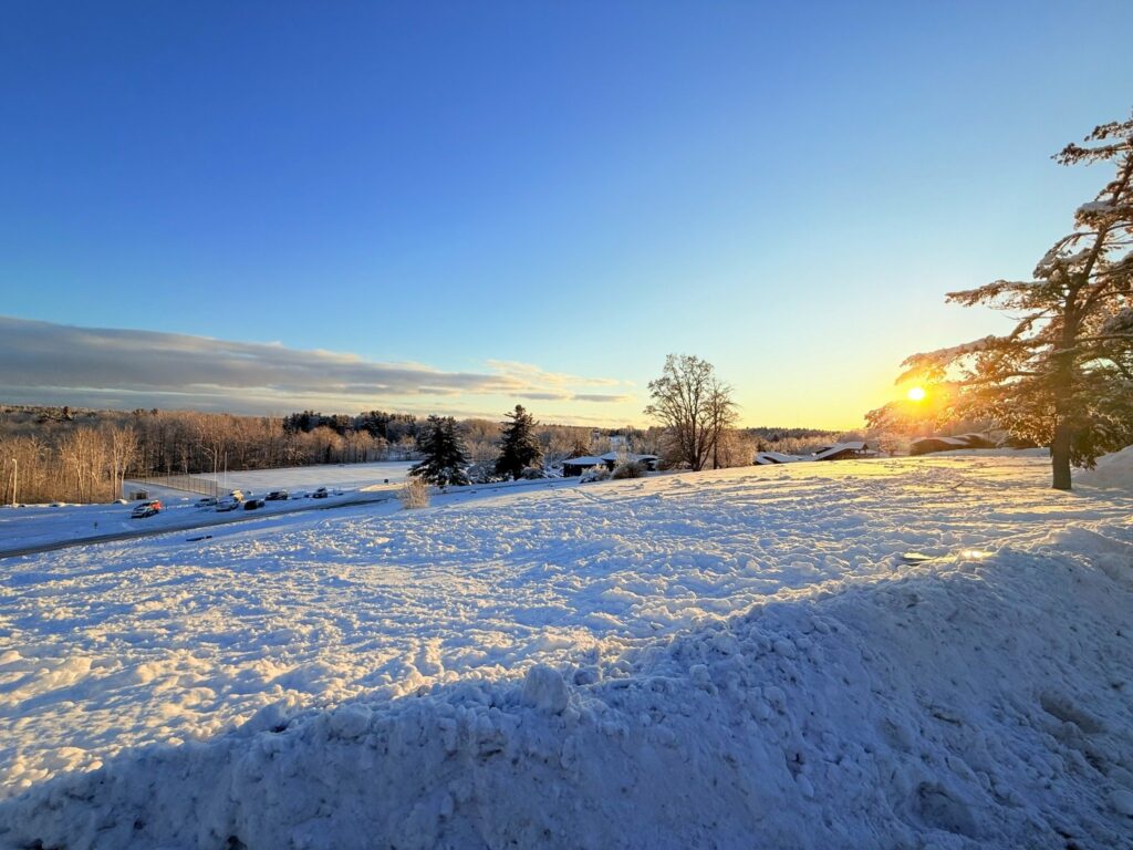 background pic of a snow landscape