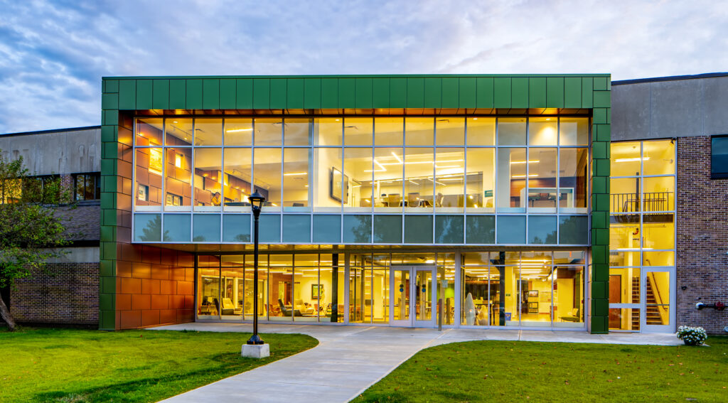 Image of the outside of the Educational Resources Center on Clarkson's campus.